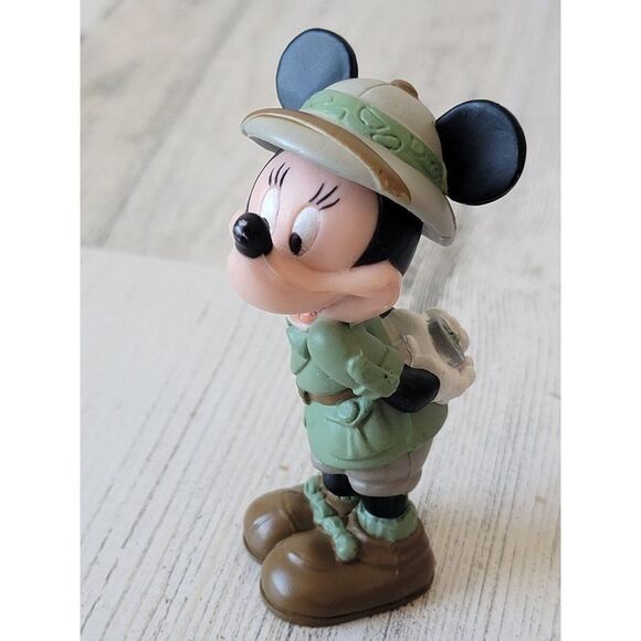 Green Minnie Mouse camper explorer Disney toy figure - Picture 2 of 4